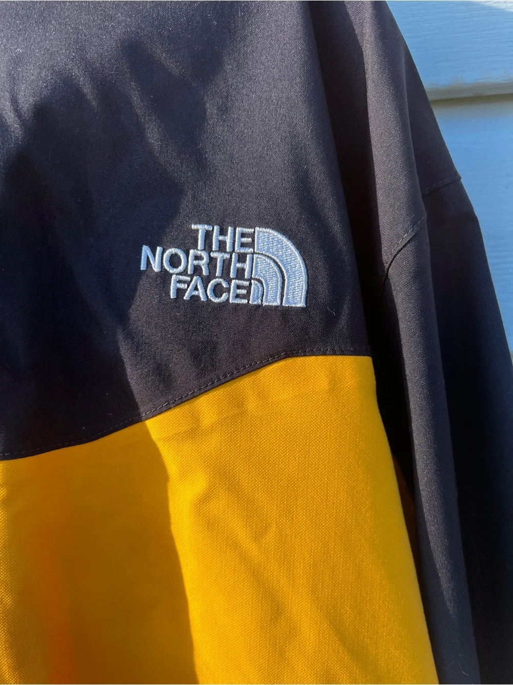 CLEAN The North Face size XL Mens Varius 2010 Yellow Jacket